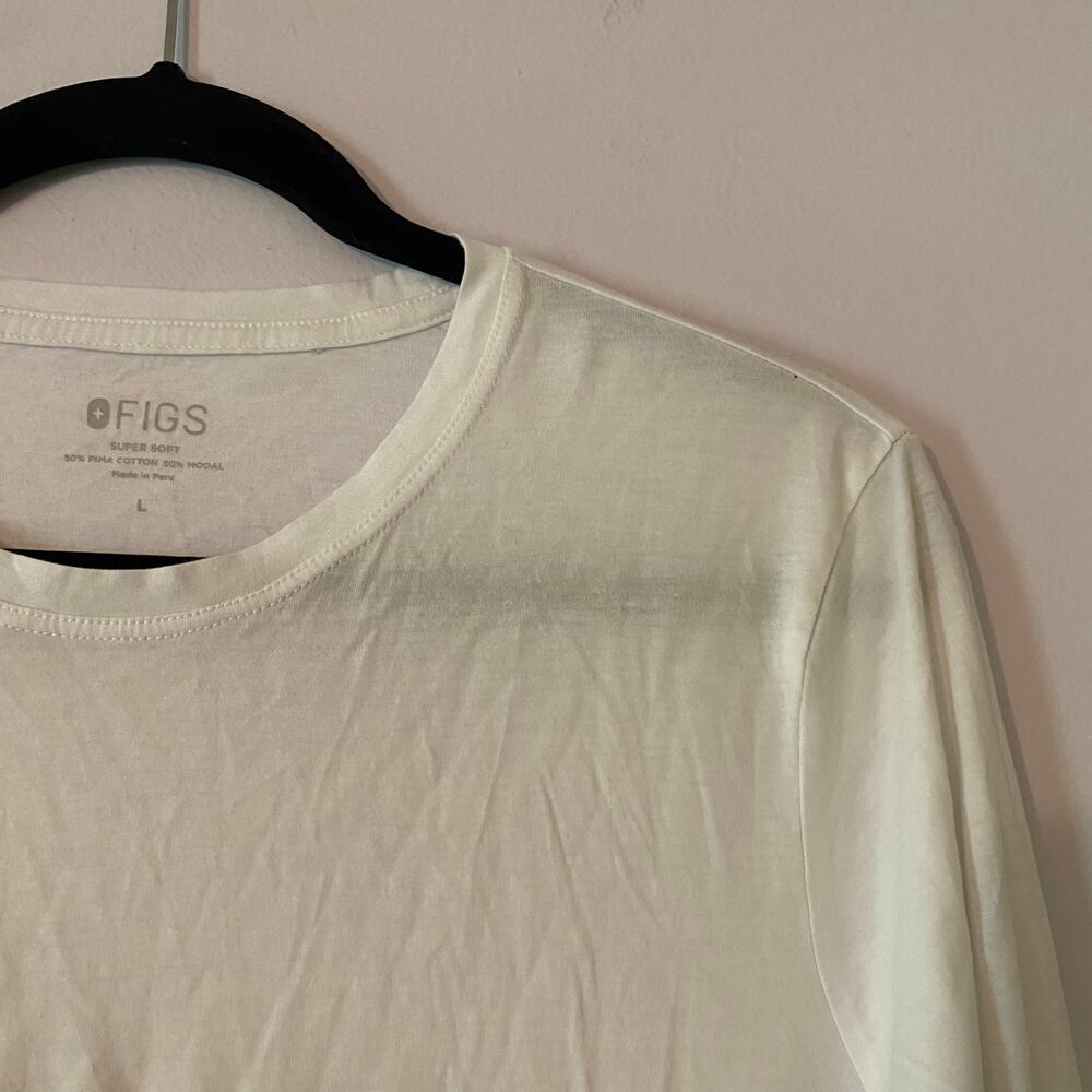 FIGS White Long Sleeve Super Soft Underscrub Shirt Top Undershirt Women's Large - Picture 3 of 7
